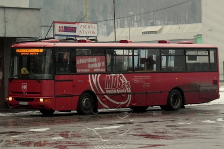 autobus končiaci na autobusovej stanici